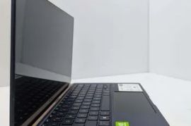 ASUS ZenBook 14 touch / i7-10 GEN / 16 GB / 2 GB NVIDIA / 51