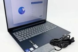 LENOVO Slim 5 16-inch / Ultra 7-355 / 16 GB / 1 TB SSD