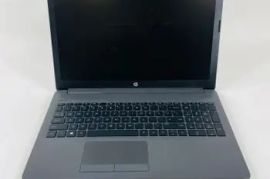 HP 250 G7 / 15.6-inch HD / i5-8 GEN / 8 GB / 256 GB SSD