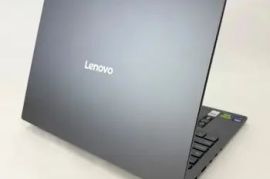LENOVO 16 OLED 2.8 K touch / ULTRA 9 / 32 GB / 8 GB RTX /1 T