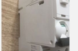 Schneider Electric Acti9 iID დიფერენციალური ამომრთველი (A9R41425) 4P 25A 30mA AC-ტიპი