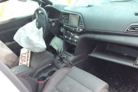 HYUNDAI Elantra 2019 1.6