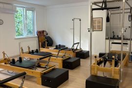 პილატეს რეფორმერი სავარჯიშო აპარატები