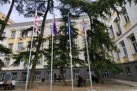 ქარხნული სადროშე ბოძები ასევე რკინის შიდა წარმოება