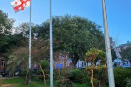 ქარხნული სადროშე ბოძები ასევე რკინის შიდა წარმოება