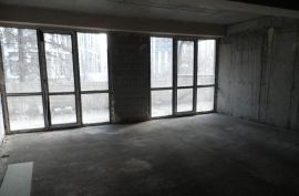 ქირავდება, უძრავი ქონება, კომერციული ფართები