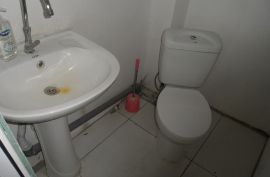 ქირავდება, უძრავი ქონება, კომერციული ფართები