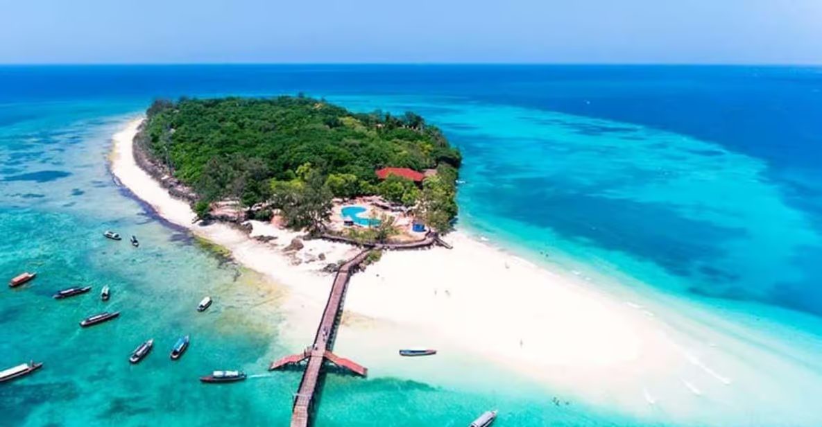 14 Days/13 Nights Honeymoon Safari + Zanzibar