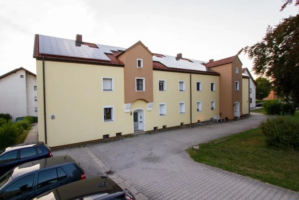 Dr.-Kiefl-Straße 31, 33