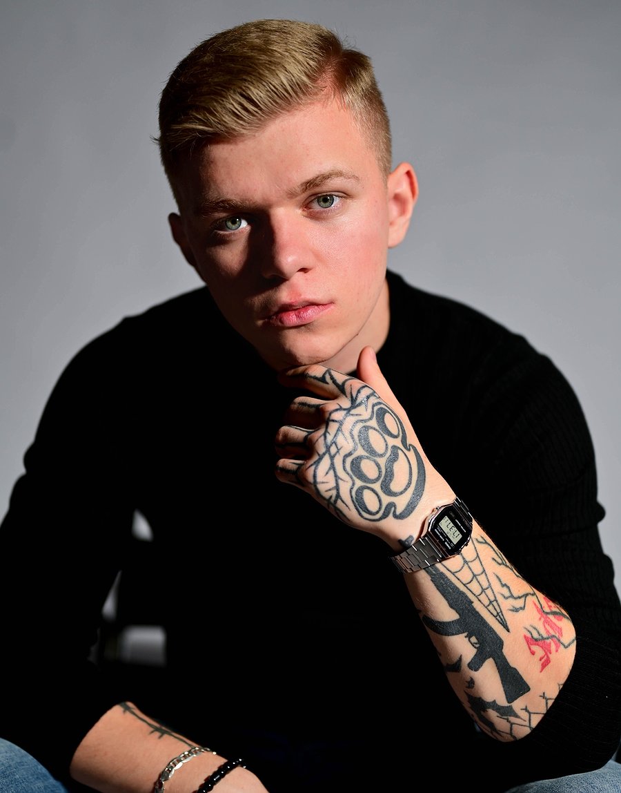 Igor Ostrowski — zdjęcie 1