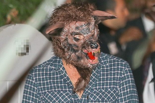 Леонардо ДиКаприо пришел на вечеринку Кейт Хадсон в маске оборотня