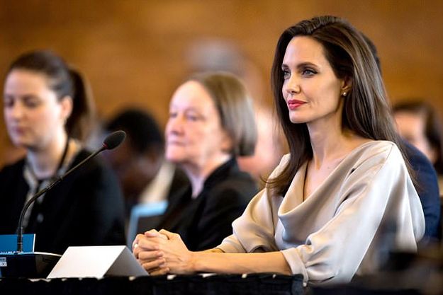 Анджелина Джоли высказалась о повсеместном сексуальном насилии